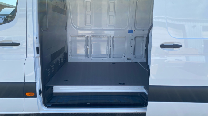 Mercedes-Benz Sprinter 315Cdi L3 Diesel Rwd 3.5t H2 Pro Van 9G-Tronic - Image 5